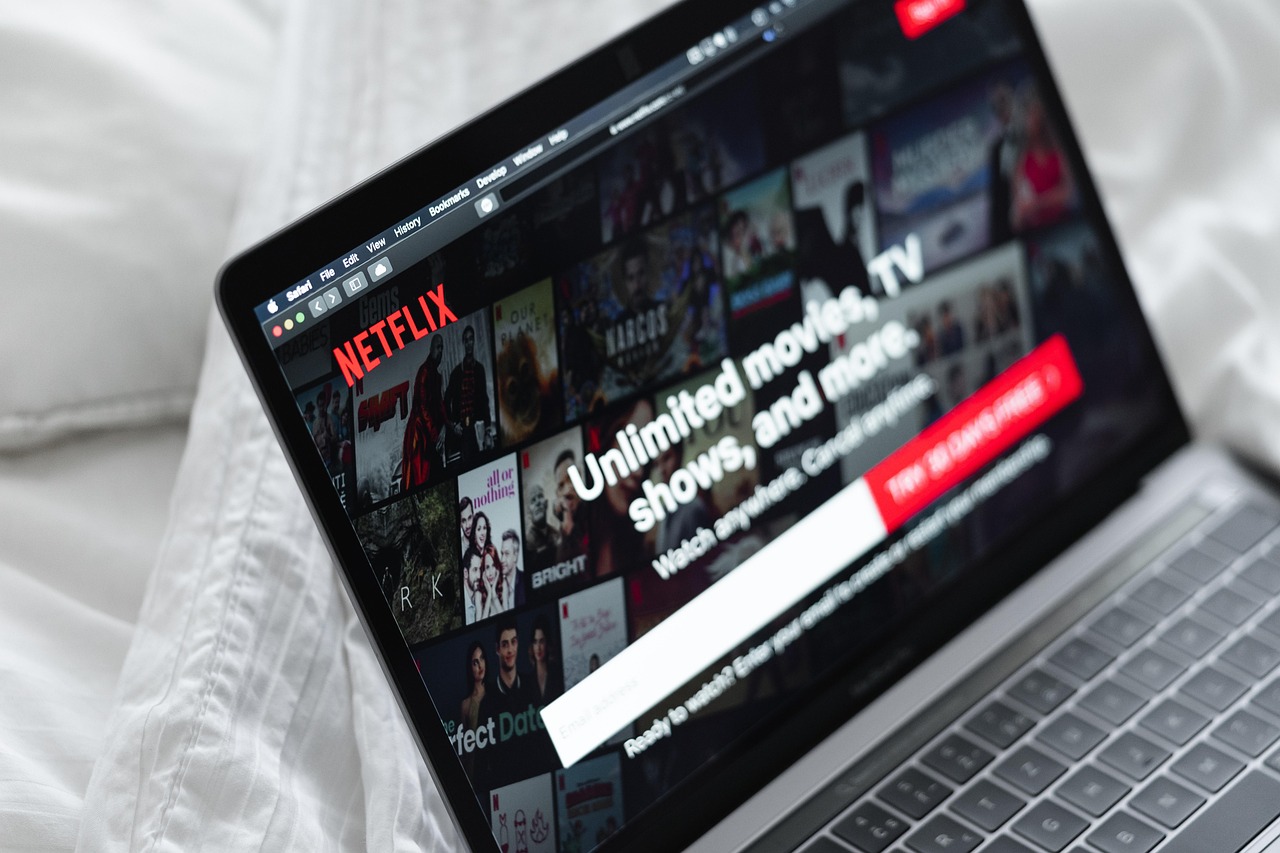 The Netflix error “Sorry, we are unable to complete that action now” is usually temporary and not a serious problem. With a stable internet connection, updated app, and clear cache, most users can fix it within a minute or two